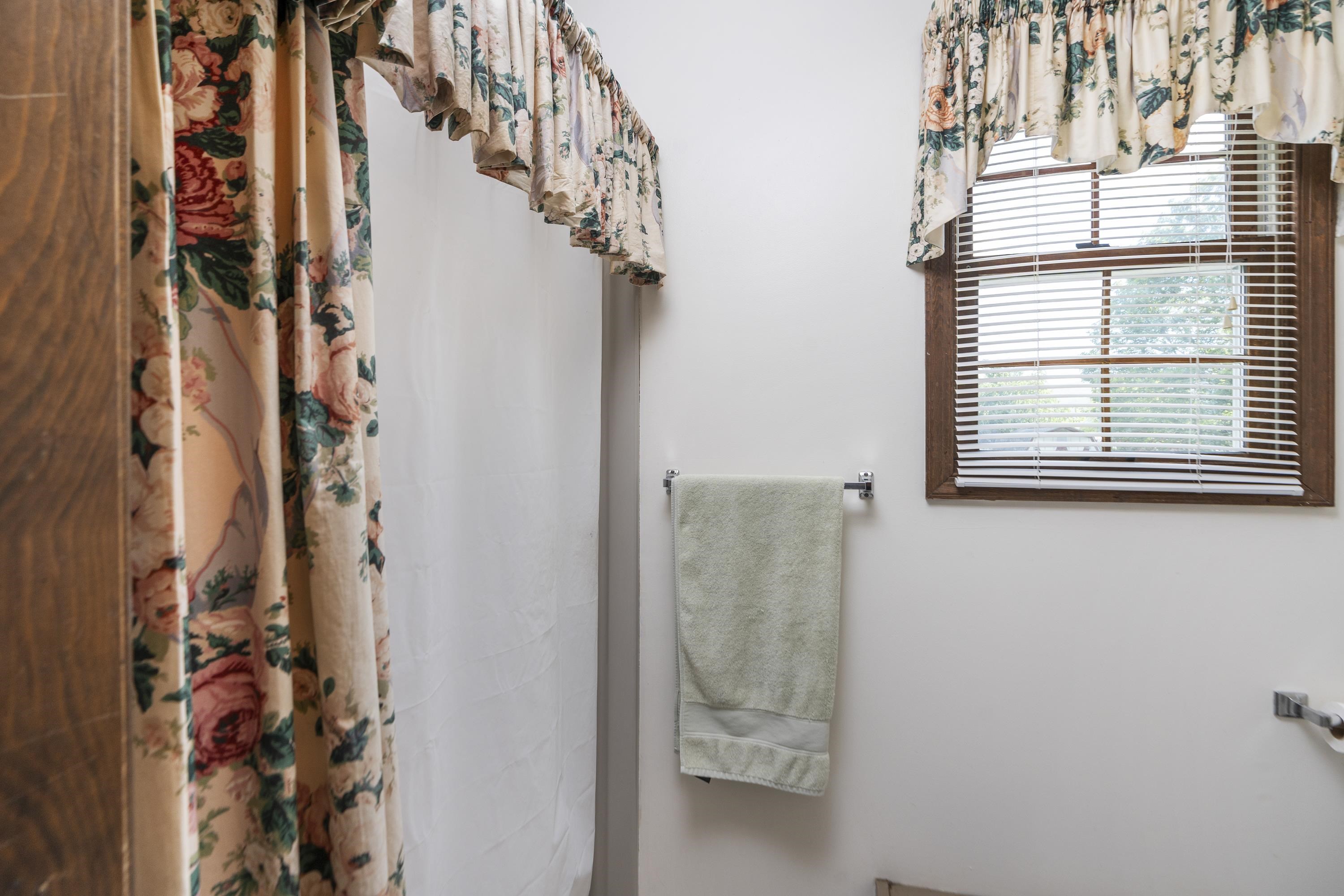 244 COLD SPRINGS RD, STUARTS DRAFT, Virginia 24477, 3 Bedrooms Bedrooms, ,2 BathroomsBathrooms,Residential,244 COLD SPRINGS RD,664408 MLS # 664408