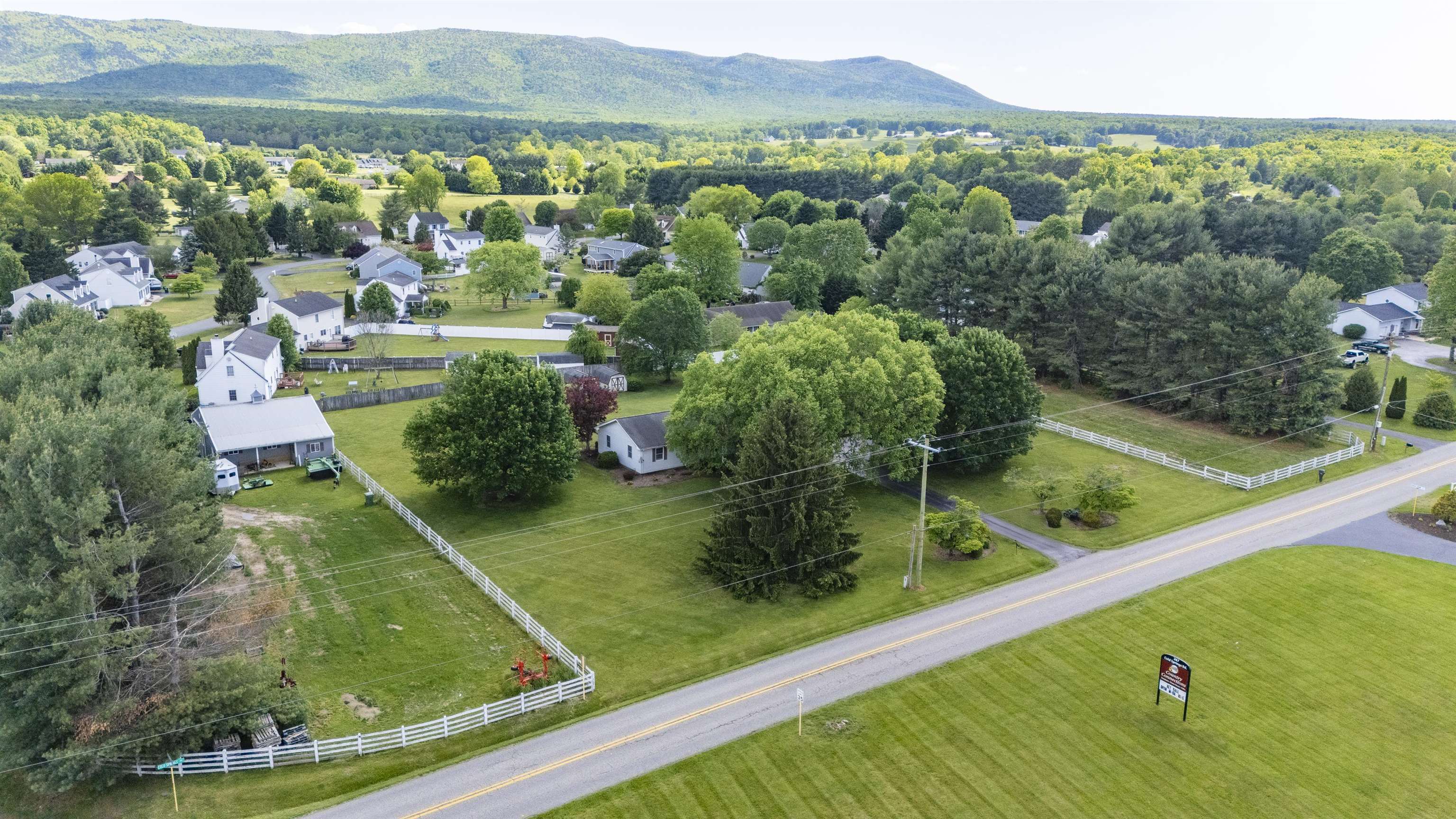 244 COLD SPRINGS RD, STUARTS DRAFT, Virginia 24477, 3 Bedrooms Bedrooms, ,2 BathroomsBathrooms,Residential,244 COLD SPRINGS RD,664408 MLS # 664408