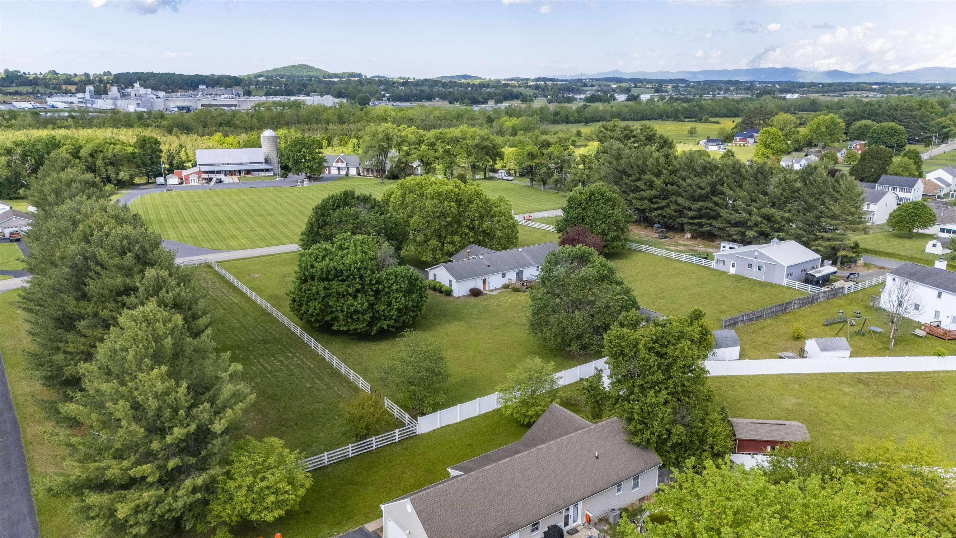 244 COLD SPRINGS RD, STUARTS DRAFT, Virginia 24477, 3 Bedrooms Bedrooms, ,2 BathroomsBathrooms,Residential,244 COLD SPRINGS RD,664408 MLS # 664408