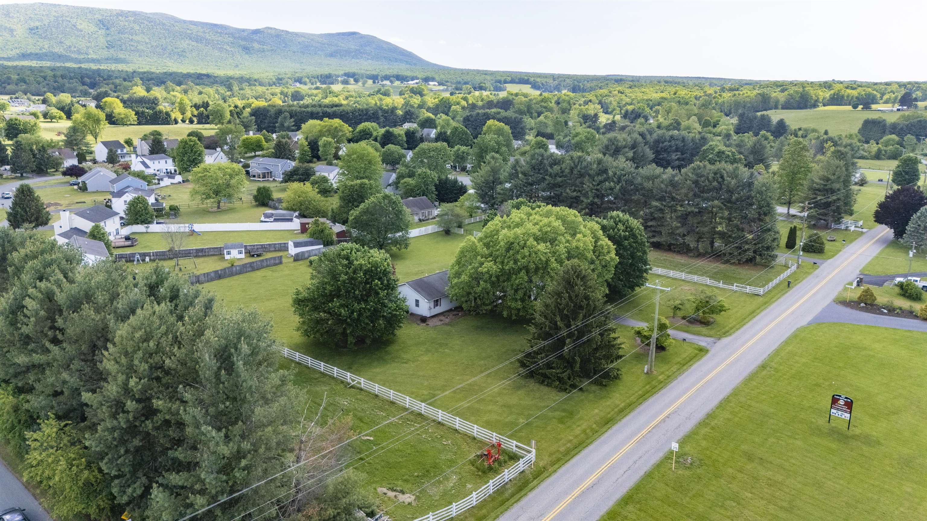 244 COLD SPRINGS RD, STUARTS DRAFT, Virginia 24477, 3 Bedrooms Bedrooms, ,2 BathroomsBathrooms,Residential,244 COLD SPRINGS RD,664408 MLS # 664408