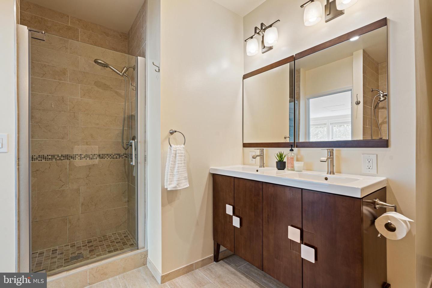 4115 3RD ST NW, WASHINGTON, District Of Columbia 20011, 5 Bedrooms Bedrooms, ,4 BathroomsBathrooms,Residential,For sale,4115 3RD ST NW,DCDC2195928 MLS # DCDC2195928