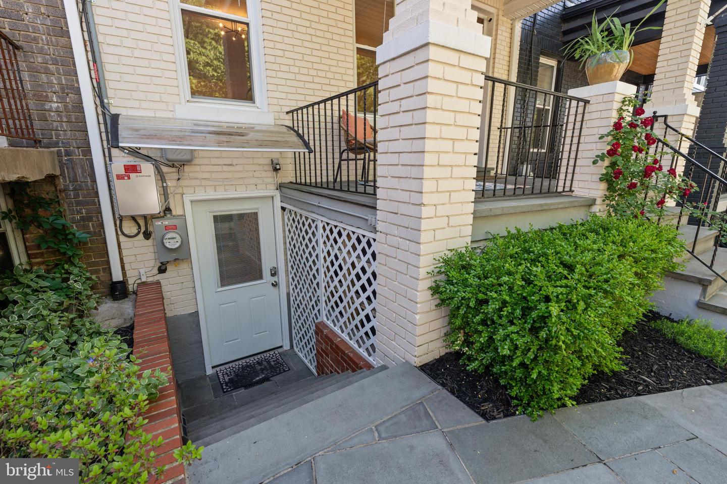 4115 3RD ST NW, WASHINGTON, District Of Columbia 20011, 5 Bedrooms Bedrooms, ,4 BathroomsBathrooms,Residential,For sale,4115 3RD ST NW,DCDC2195928 MLS # DCDC2195928