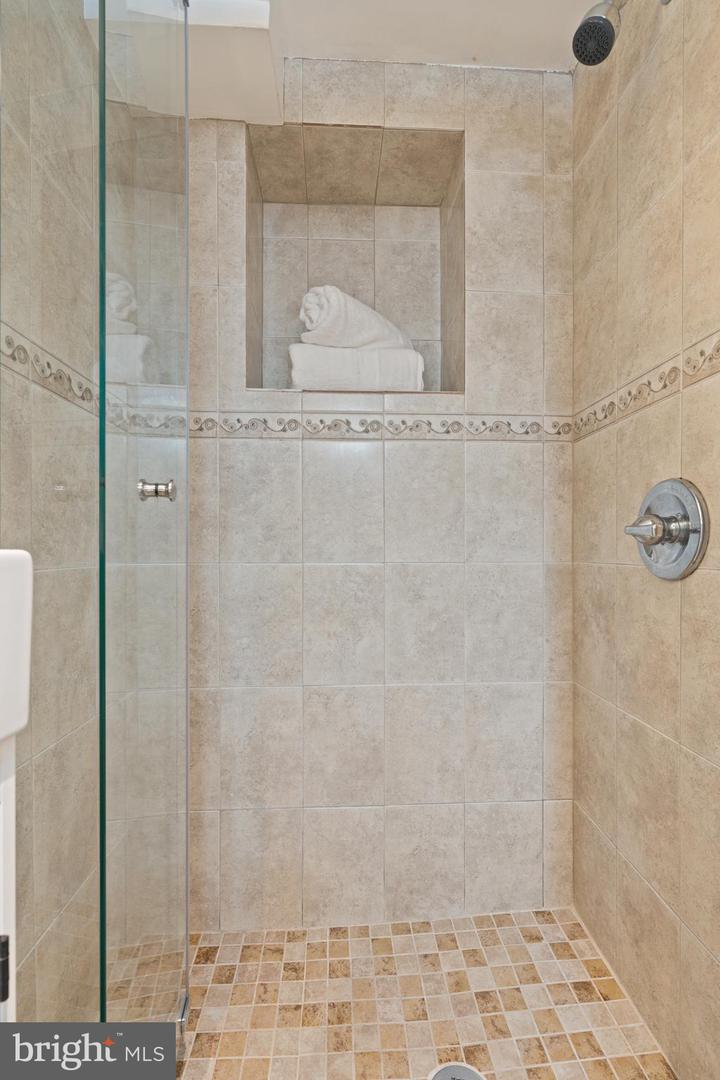 4115 3RD ST NW, WASHINGTON, District Of Columbia 20011, 5 Bedrooms Bedrooms, ,4 BathroomsBathrooms,Residential,For sale,4115 3RD ST NW,DCDC2195928 MLS # DCDC2195928
