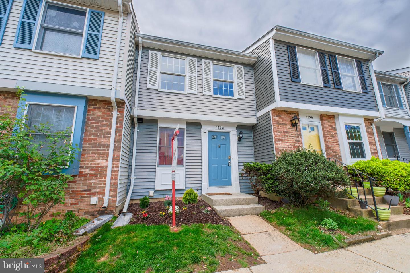 1628 10TH ST S, ARLINGTON, Virginia 22204, 3 Bedrooms Bedrooms, ,2 BathroomsBathrooms,Residential,For sale,1628 10TH ST S,VAAR2056192 MLS # VAAR2056192