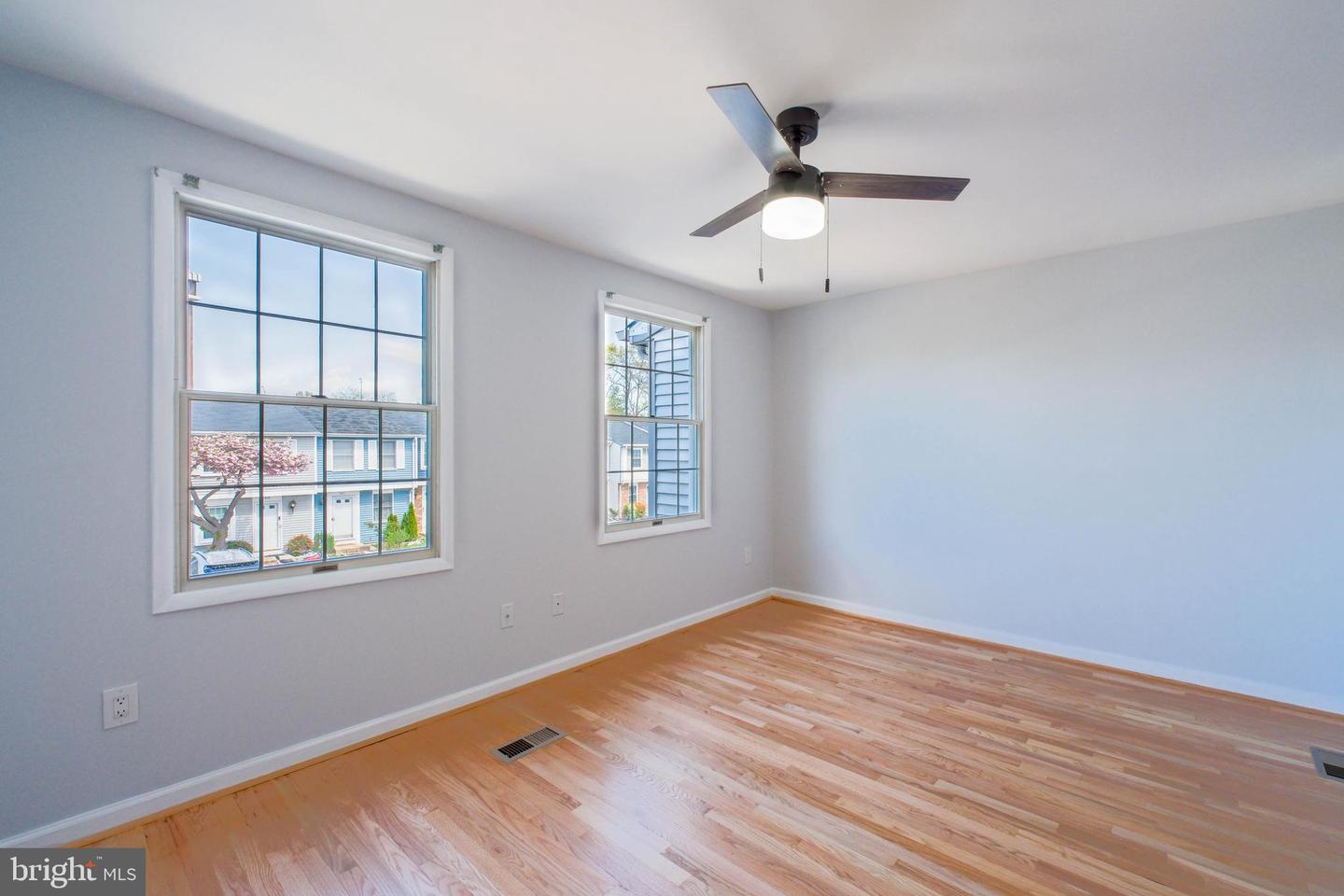 1628 10TH ST S, ARLINGTON, Virginia 22204, 3 Bedrooms Bedrooms, ,2 BathroomsBathrooms,Residential,For sale,1628 10TH ST S,VAAR2056192 MLS # VAAR2056192