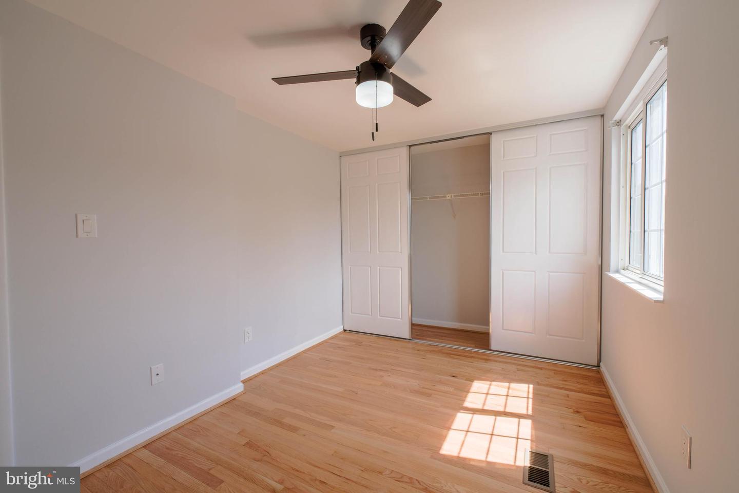 1628 10TH ST S, ARLINGTON, Virginia 22204, 3 Bedrooms Bedrooms, ,2 BathroomsBathrooms,Residential,For sale,1628 10TH ST S,VAAR2056192 MLS # VAAR2056192