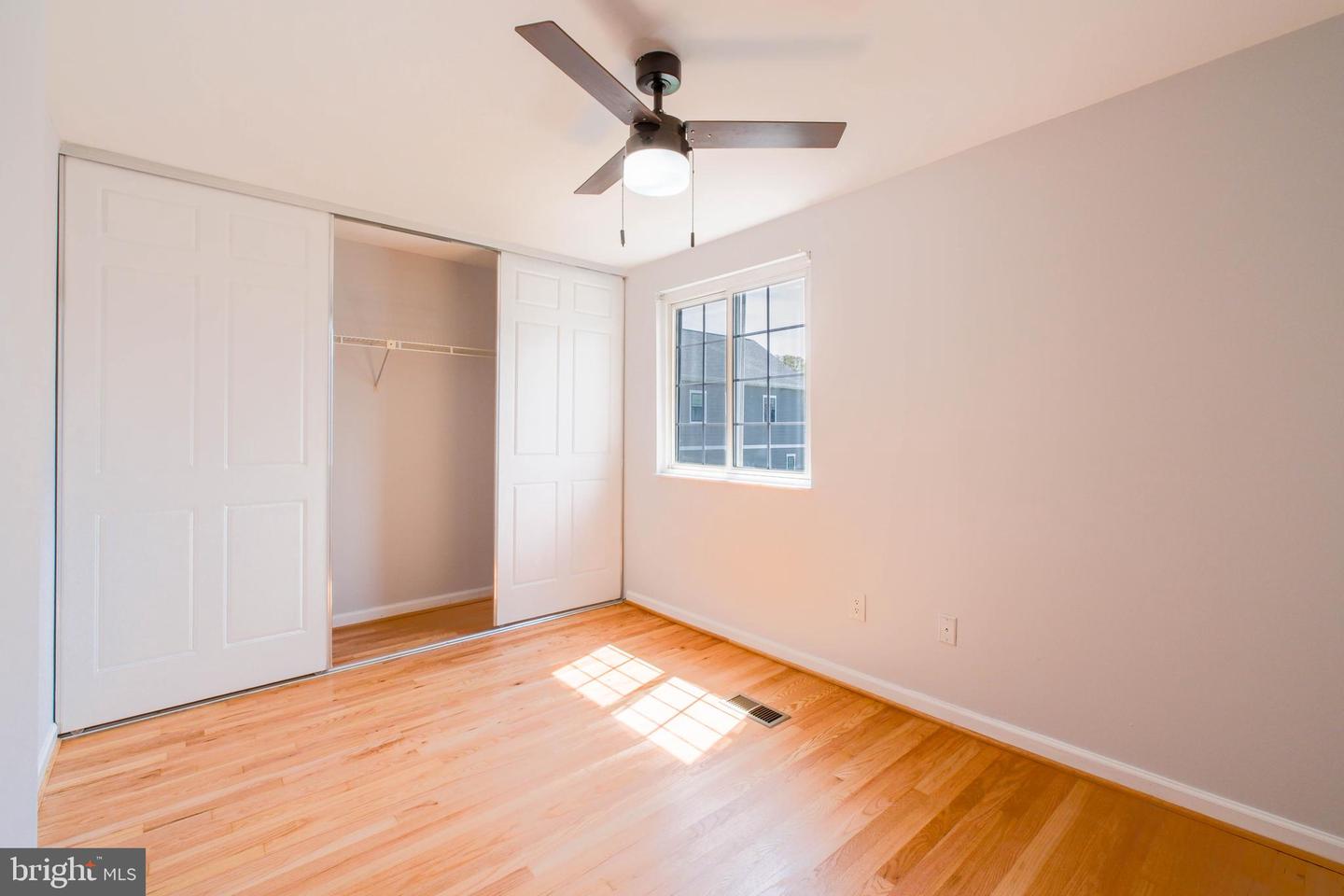 1628 10TH ST S, ARLINGTON, Virginia 22204, 3 Bedrooms Bedrooms, ,2 BathroomsBathrooms,Residential,For sale,1628 10TH ST S,VAAR2056192 MLS # VAAR2056192