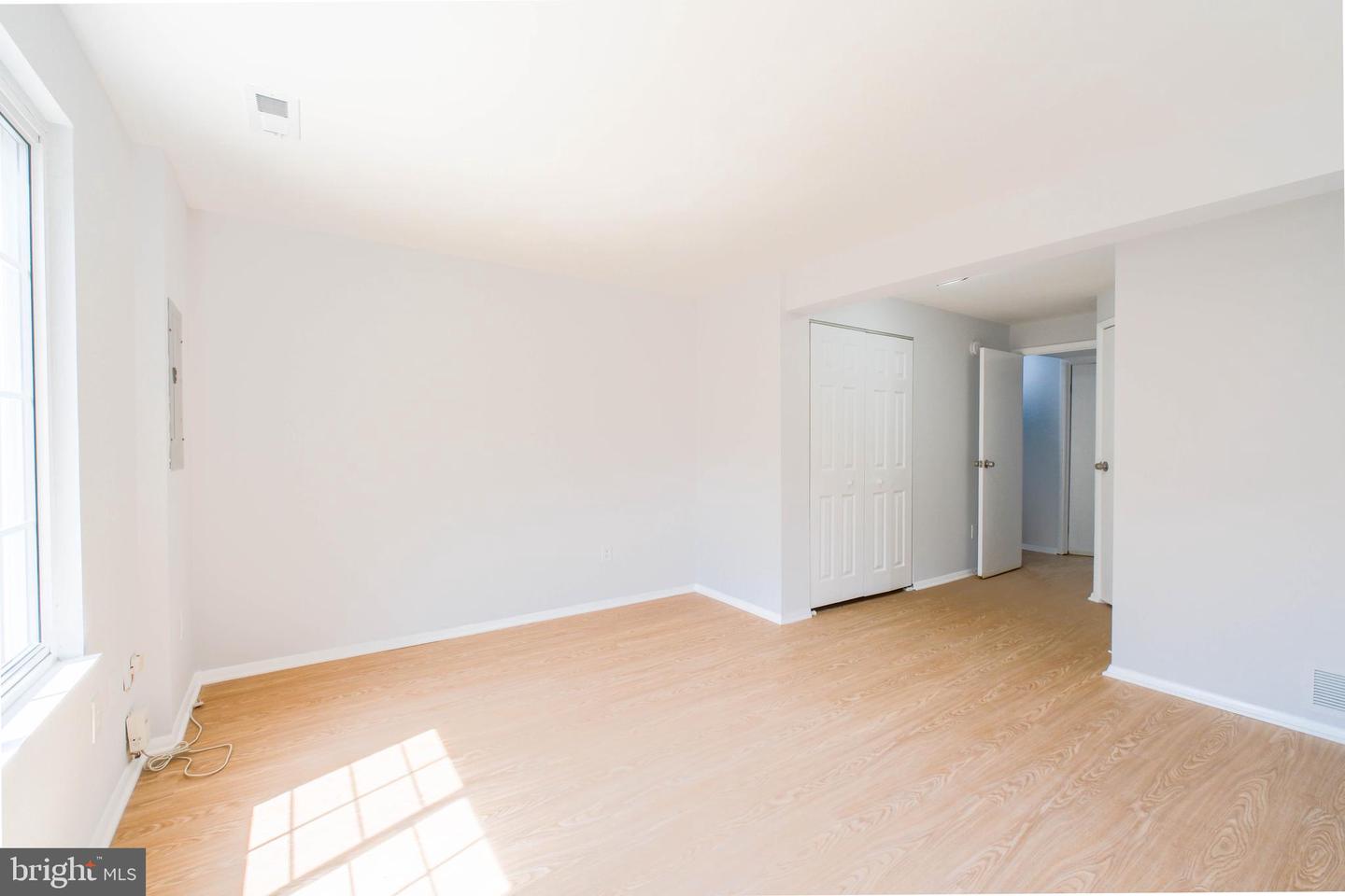 1628 10TH ST S, ARLINGTON, Virginia 22204, 3 Bedrooms Bedrooms, ,2 BathroomsBathrooms,Residential,For sale,1628 10TH ST S,VAAR2056192 MLS # VAAR2056192