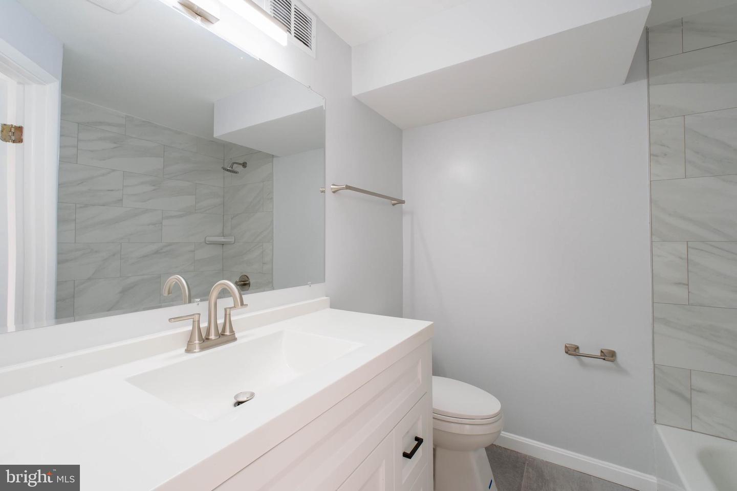 1628 10TH ST S, ARLINGTON, Virginia 22204, 3 Bedrooms Bedrooms, ,2 BathroomsBathrooms,Residential,For sale,1628 10TH ST S,VAAR2056192 MLS # VAAR2056192