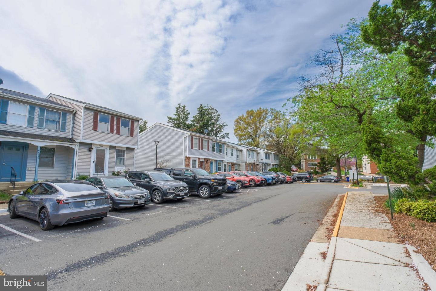 1628 10TH ST S, ARLINGTON, Virginia 22204, 3 Bedrooms Bedrooms, ,2 BathroomsBathrooms,Residential,For sale,1628 10TH ST S,VAAR2056192 MLS # VAAR2056192