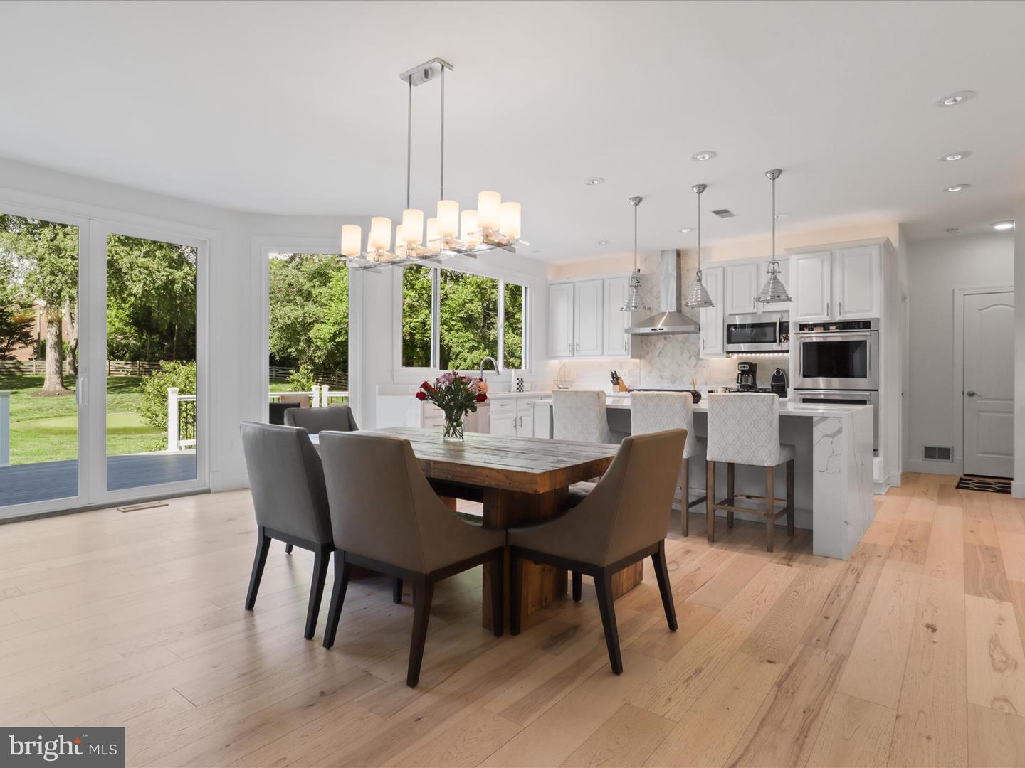 10306 FOREST MAPLE RD, VIENNA, Virginia 22182, 5 Bedrooms Bedrooms, ,4 BathroomsBathrooms,Residential,For sale,10306 FOREST MAPLE RD,VAFX2234106 MLS # VAFX2234106