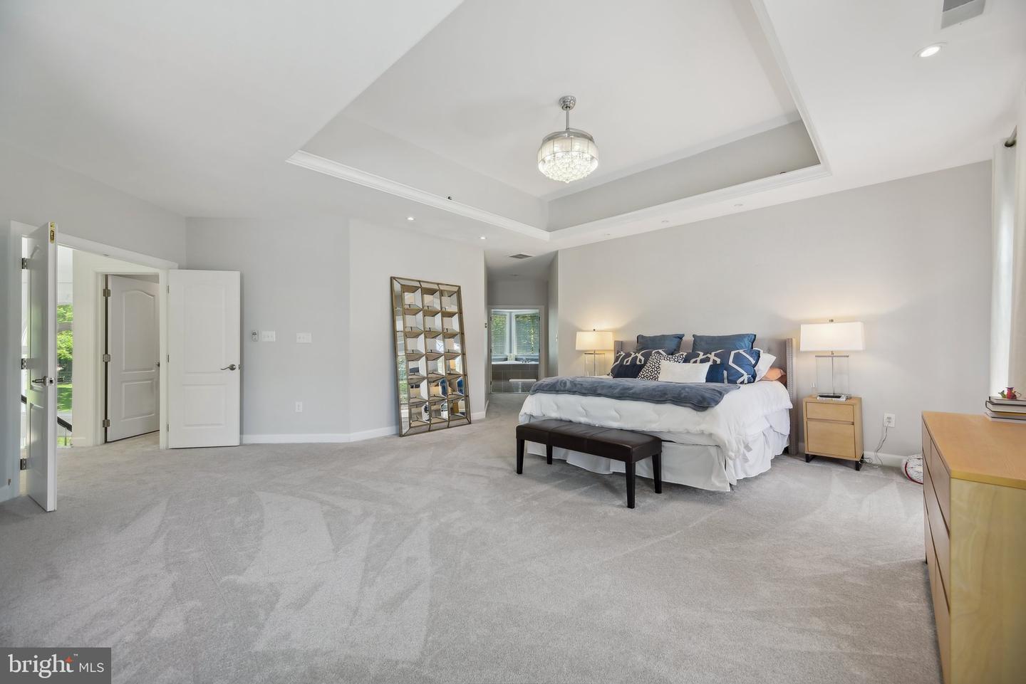 10306 FOREST MAPLE RD, VIENNA, Virginia 22182, 5 Bedrooms Bedrooms, ,4 BathroomsBathrooms,Residential,For sale,10306 FOREST MAPLE RD,VAFX2234106 MLS # VAFX2234106