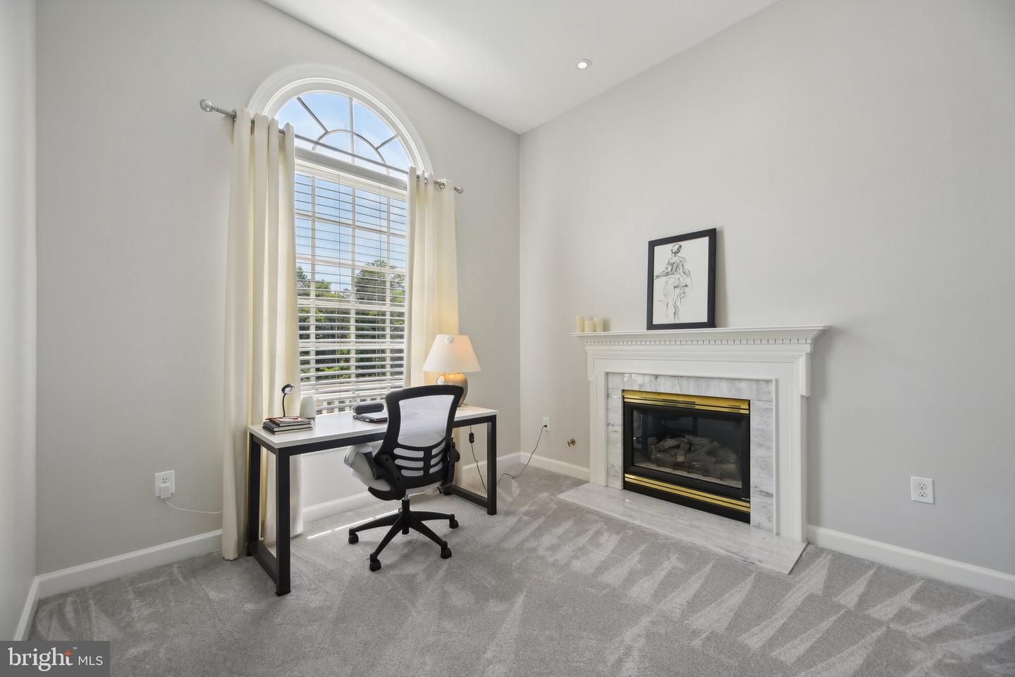 10306 FOREST MAPLE RD, VIENNA, Virginia 22182, 5 Bedrooms Bedrooms, ,4 BathroomsBathrooms,Residential,For sale,10306 FOREST MAPLE RD,VAFX2234106 MLS # VAFX2234106