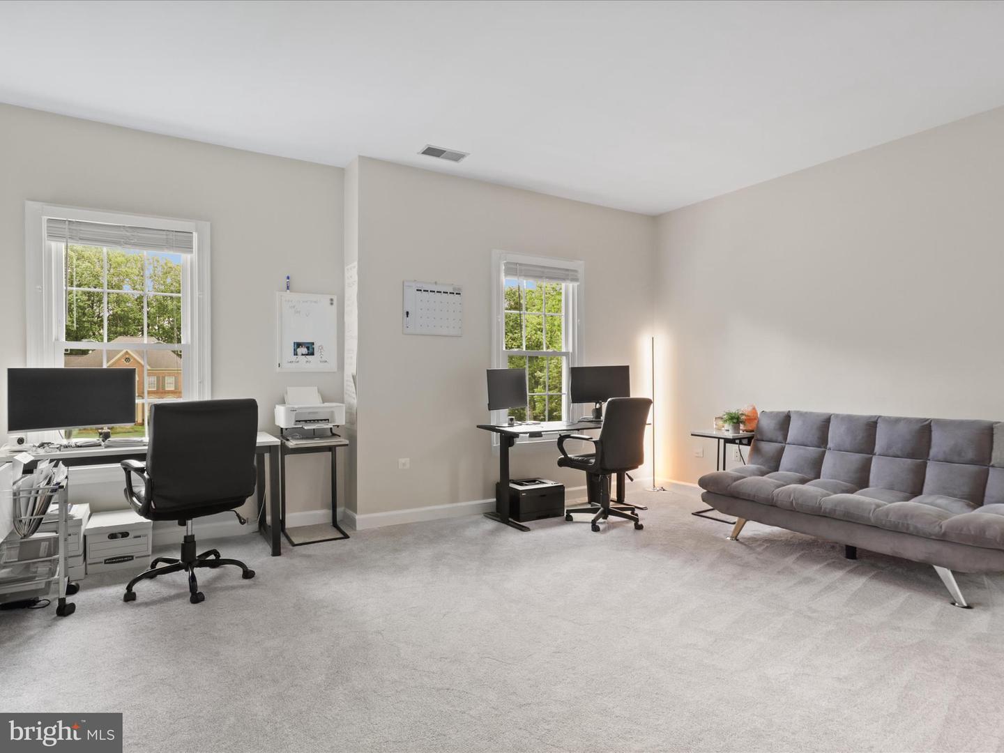 10306 FOREST MAPLE RD, VIENNA, Virginia 22182, 5 Bedrooms Bedrooms, ,4 BathroomsBathrooms,Residential,For sale,10306 FOREST MAPLE RD,VAFX2234106 MLS # VAFX2234106
