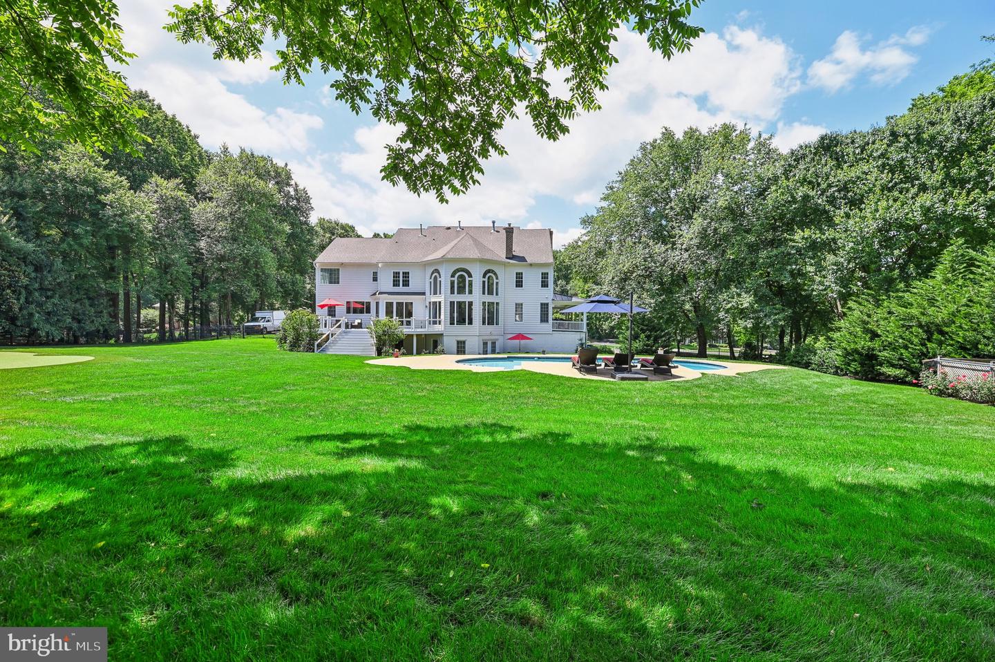 10306 FOREST MAPLE RD, VIENNA, Virginia 22182, 5 Bedrooms Bedrooms, ,4 BathroomsBathrooms,Residential,For sale,10306 FOREST MAPLE RD,VAFX2234106 MLS # VAFX2234106