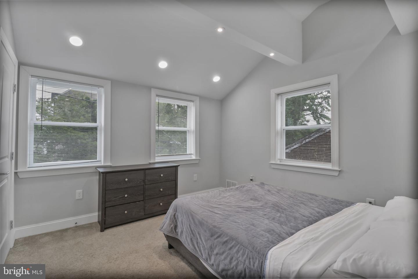 1423 HOWARD RD SE, WASHINGTON, District Of Columbia 20020, 3 Bedrooms Bedrooms, ,2 BathroomsBathrooms,Residential,For sale,1423 HOWARD RD SE,DCDC2195864 MLS # DCDC2195864