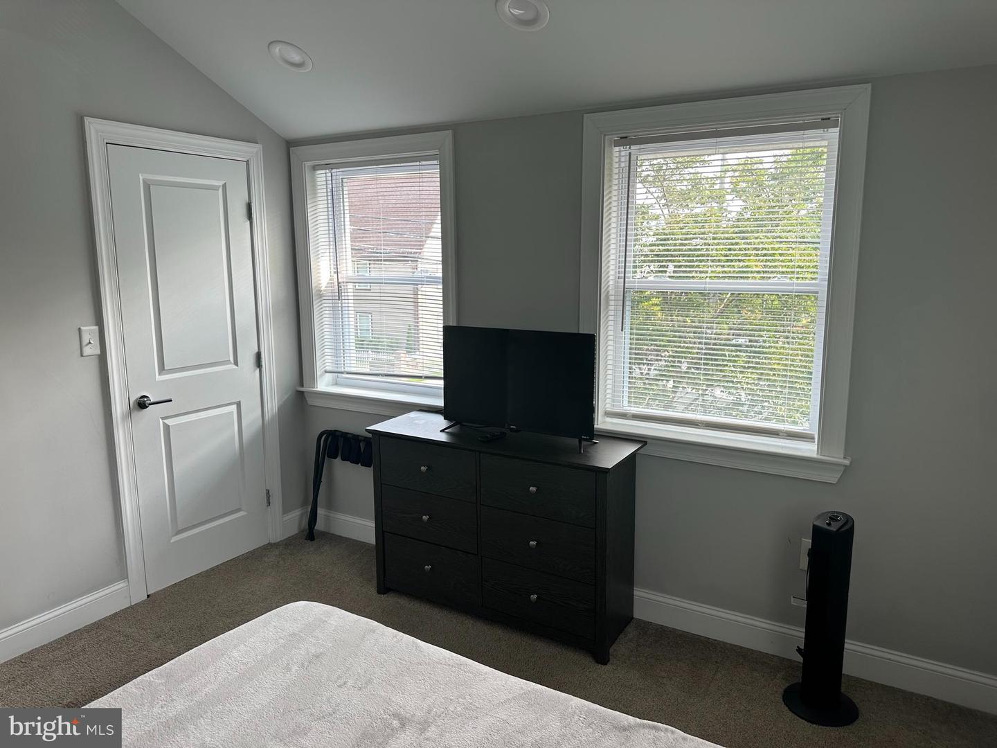 1423 HOWARD RD SE, WASHINGTON, District Of Columbia 20020, 3 Bedrooms Bedrooms, ,2 BathroomsBathrooms,Residential,For sale,1423 HOWARD RD SE,DCDC2195864 MLS # DCDC2195864