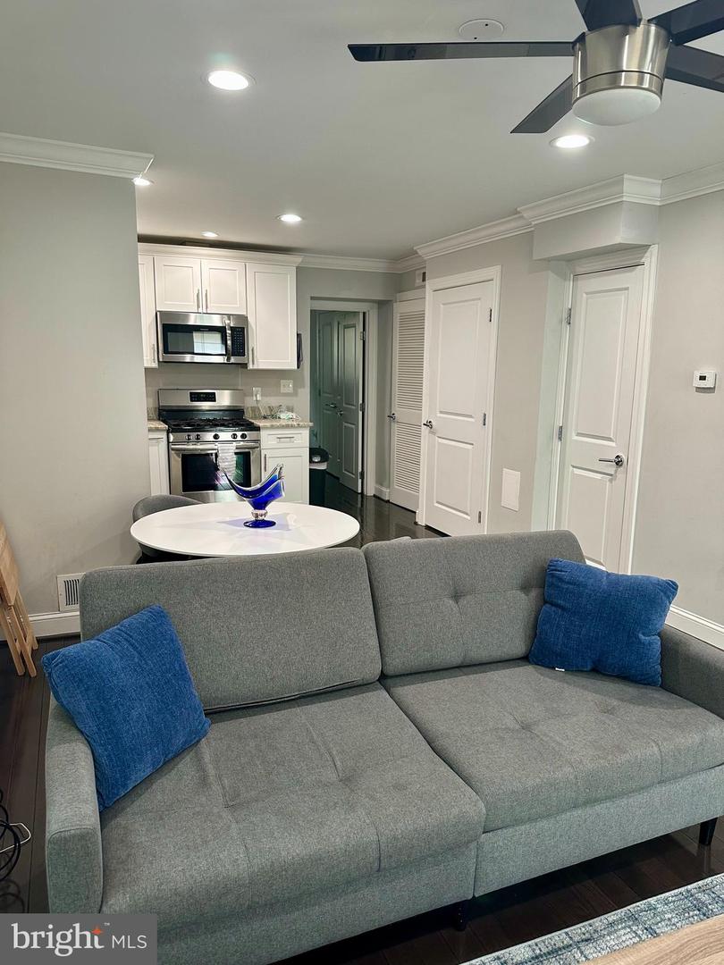 1423 HOWARD RD SE, WASHINGTON, District Of Columbia 20020, 3 Bedrooms Bedrooms, ,2 BathroomsBathrooms,Residential,For sale,1423 HOWARD RD SE,DCDC2195864 MLS # DCDC2195864