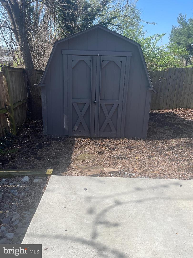 1423 HOWARD RD SE, WASHINGTON, District Of Columbia 20020, 3 Bedrooms Bedrooms, ,2 BathroomsBathrooms,Residential,For sale,1423 HOWARD RD SE,DCDC2195864 MLS # DCDC2195864