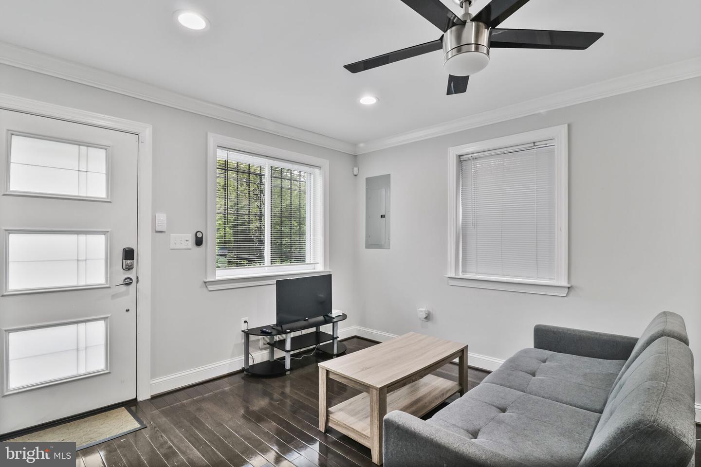 1423 HOWARD RD SE, WASHINGTON, District Of Columbia 20020, 3 Bedrooms Bedrooms, ,2 BathroomsBathrooms,Residential,For sale,1423 HOWARD RD SE,DCDC2195864 MLS # DCDC2195864