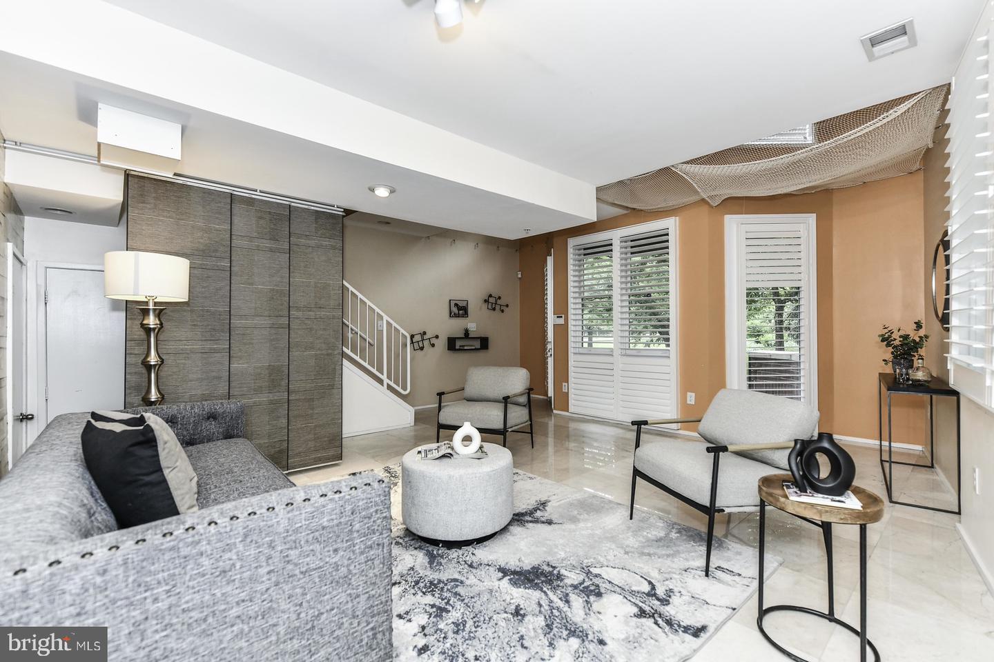 1688 N QUINN ST, ARLINGTON, Virginia 22209, 3 Bedrooms Bedrooms, ,2 BathroomsBathrooms,Residential,For sale,1688 N QUINN ST,VAAR2056198 MLS # VAAR2056198