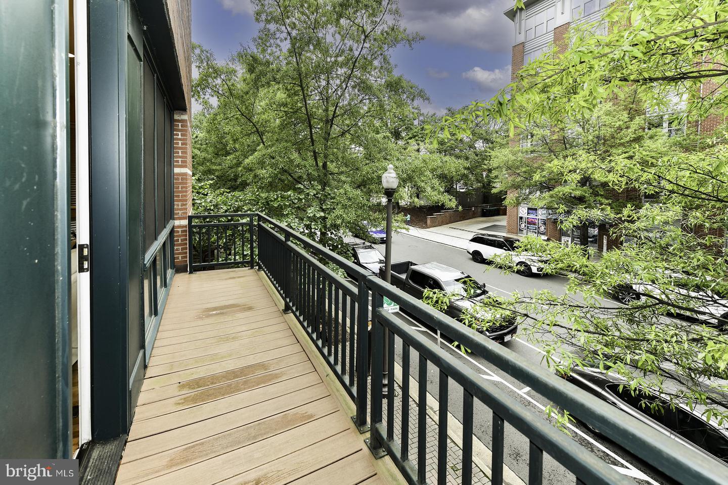 1688 N QUINN ST, ARLINGTON, Virginia 22209, 3 Bedrooms Bedrooms, ,2 BathroomsBathrooms,Residential,For sale,1688 N QUINN ST,VAAR2056198 MLS # VAAR2056198