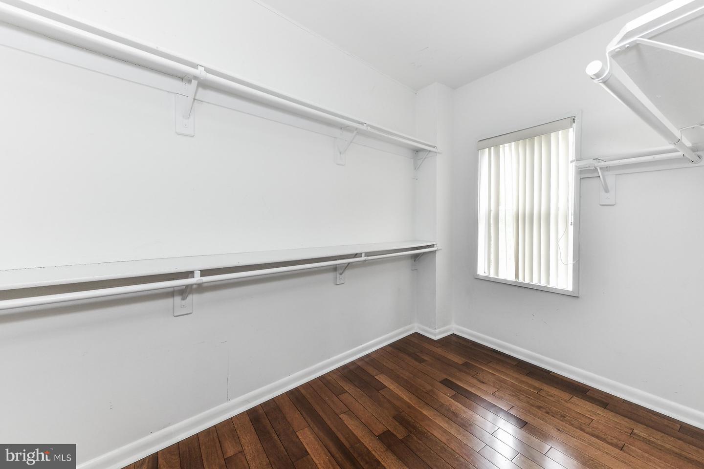 1688 N QUINN ST, ARLINGTON, Virginia 22209, 3 Bedrooms Bedrooms, ,2 BathroomsBathrooms,Residential,For sale,1688 N QUINN ST,VAAR2056198 MLS # VAAR2056198