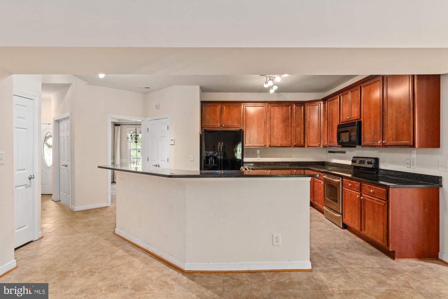 145 12TH ST, COLONIAL BEACH, Virginia 22443, 5 Bedrooms Bedrooms, ,2 BathroomsBathrooms,Residential,For sale,145 12TH ST,VAWE2008684 MLS # VAWE2008684