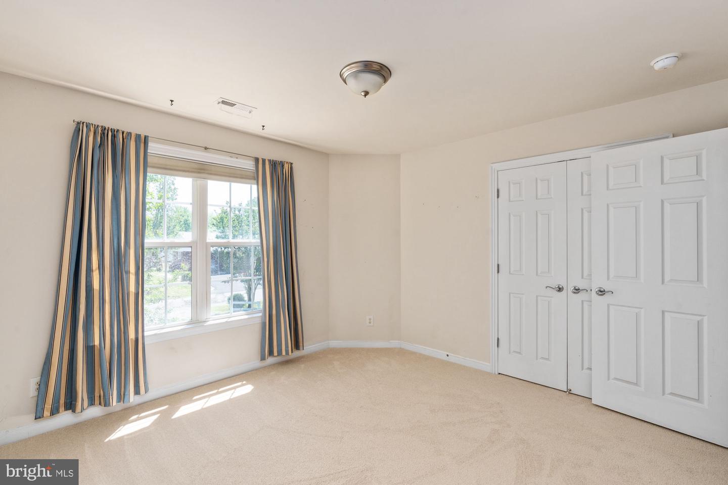 145 12TH ST, COLONIAL BEACH, Virginia 22443, 5 Bedrooms Bedrooms, ,2 BathroomsBathrooms,Residential,For sale,145 12TH ST,VAWE2008684 MLS # VAWE2008684