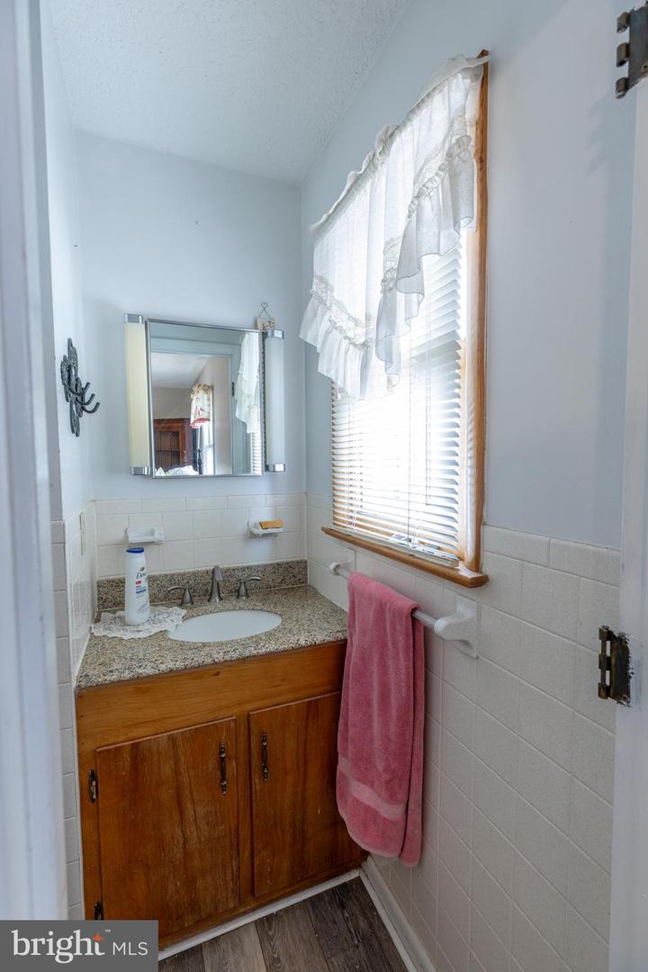 15 PAINTER ST, LURAY, Virginia 22835, 5 Bedrooms Bedrooms, ,2 BathroomsBathrooms,Residential,For sale,15 PAINTER ST,VAPA2004784 MLS # VAPA2004784