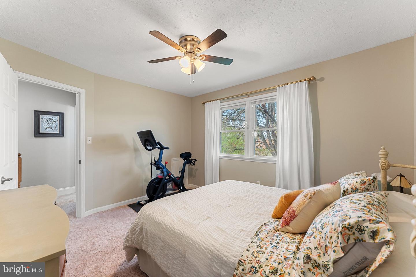 413 WILLOW LAWN DR, CULPEPER, Virginia 22701, 2 Bedrooms Bedrooms, ,1 BathroomBathrooms,Residential,For sale,413 WILLOW LAWN DR,VACU2010300 MLS # VACU2010300
