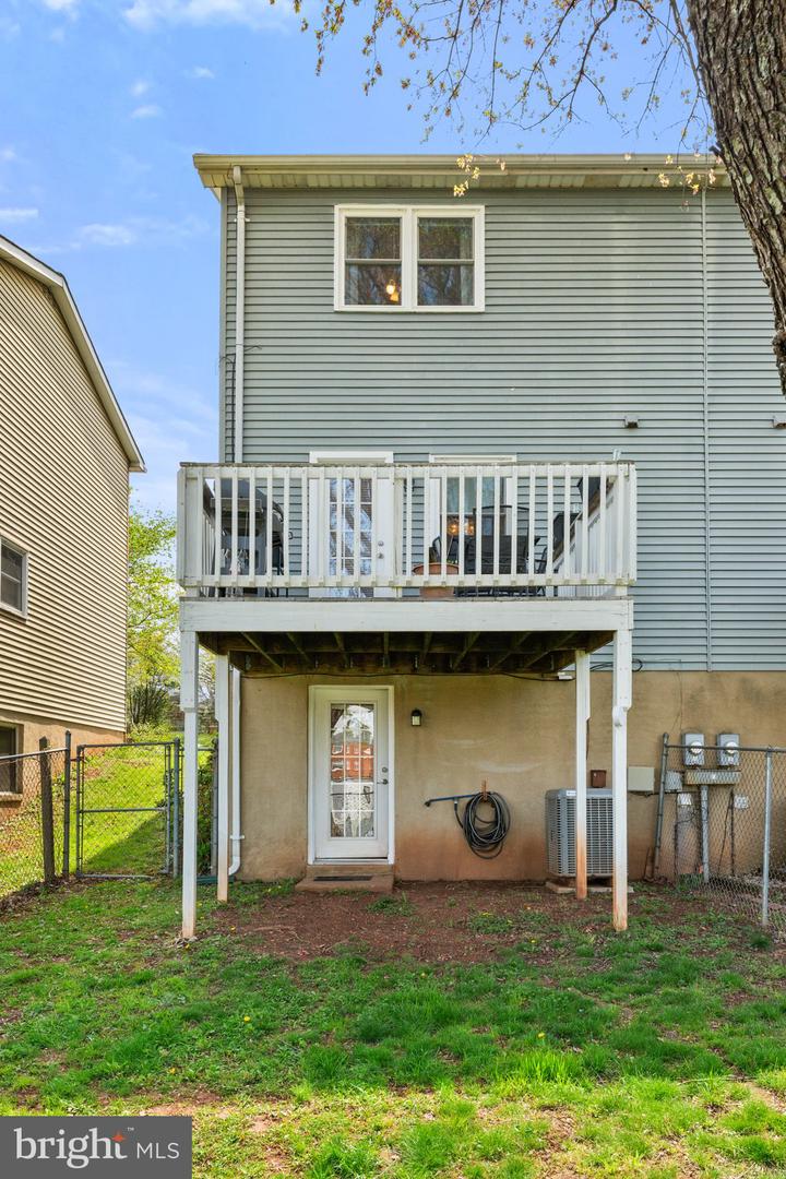 413 WILLOW LAWN DR, CULPEPER, Virginia 22701, 2 Bedrooms Bedrooms, ,1 BathroomBathrooms,Residential,For sale,413 WILLOW LAWN DR,VACU2010300 MLS # VACU2010300