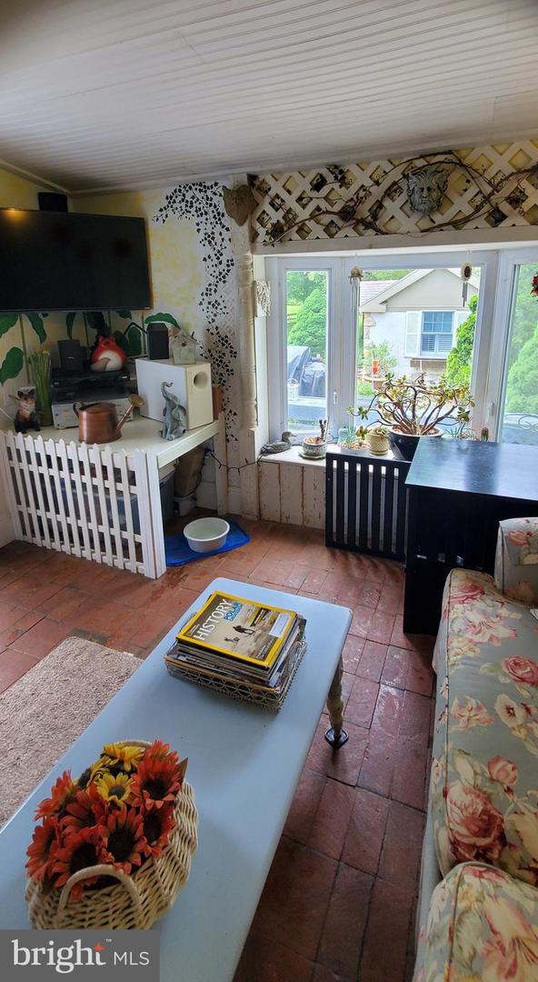 3492 JAMES MADISON HWY, HAYMARKET, Virginia 20169, 2 Bedrooms Bedrooms, ,2 BathroomsBathrooms,Residential,For sale,3492 JAMES MADISON HWY,VAPW2092430 MLS # VAPW2092430