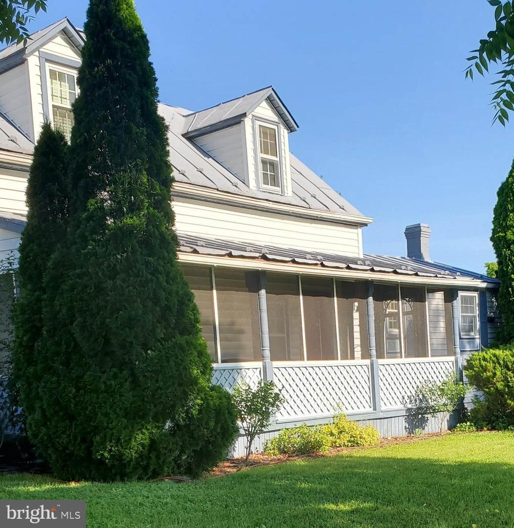 3492 JAMES MADISON HWY, HAYMARKET, Virginia 20169, 2 Bedrooms Bedrooms, ,2 BathroomsBathrooms,Residential,For sale,3492 JAMES MADISON HWY,VAPW2092430 MLS # VAPW2092430