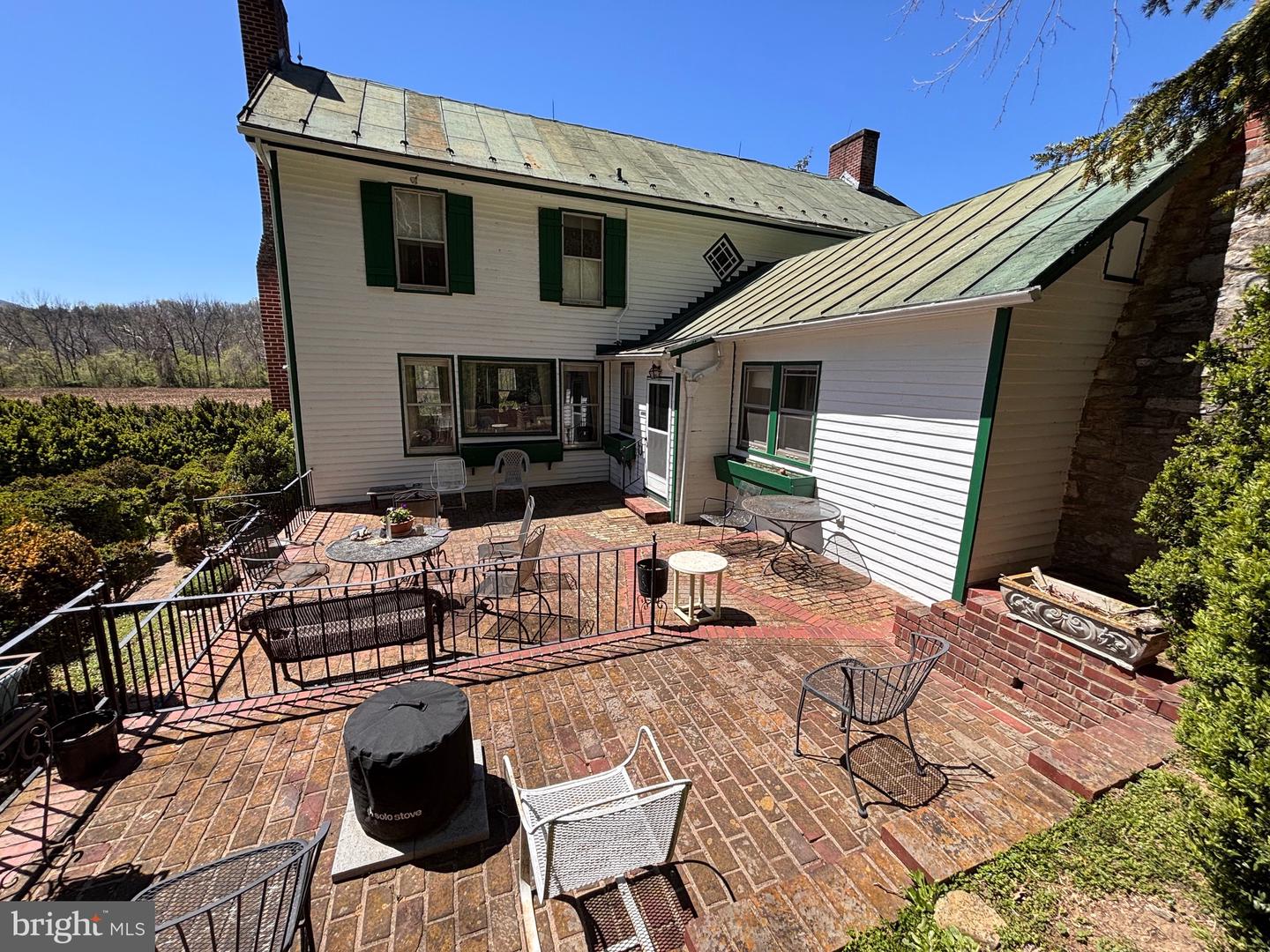 436-440 CHAPMAN LANDING RD, EDINBURG, Virginia 22824, 2 Bedrooms Bedrooms, 6 Rooms Rooms,2 BathroomsBathrooms,Residential,For sale,436-440 CHAPMAN LANDING RD,VASH2011240 MLS # VASH2011240