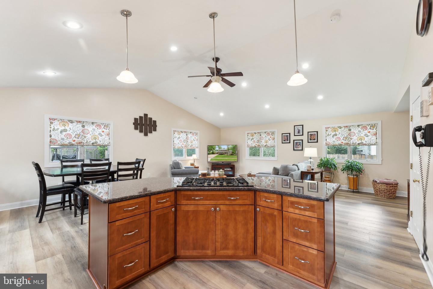 8807 FALKSTONE LN, ALEXANDRIA, Virginia 22309, 4 Bedrooms Bedrooms, ,2 BathroomsBathrooms,Residential,For sale,8807 FALKSTONE LN,VAFX2235512 MLS # VAFX2235512