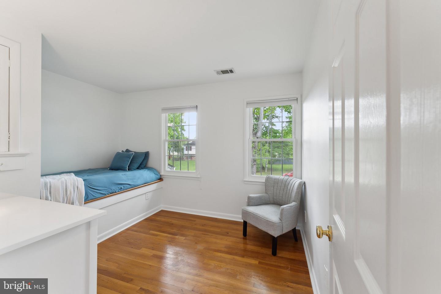 8807 FALKSTONE LN, ALEXANDRIA, Virginia 22309, 4 Bedrooms Bedrooms, ,2 BathroomsBathrooms,Residential,For sale,8807 FALKSTONE LN,VAFX2235512 MLS # VAFX2235512