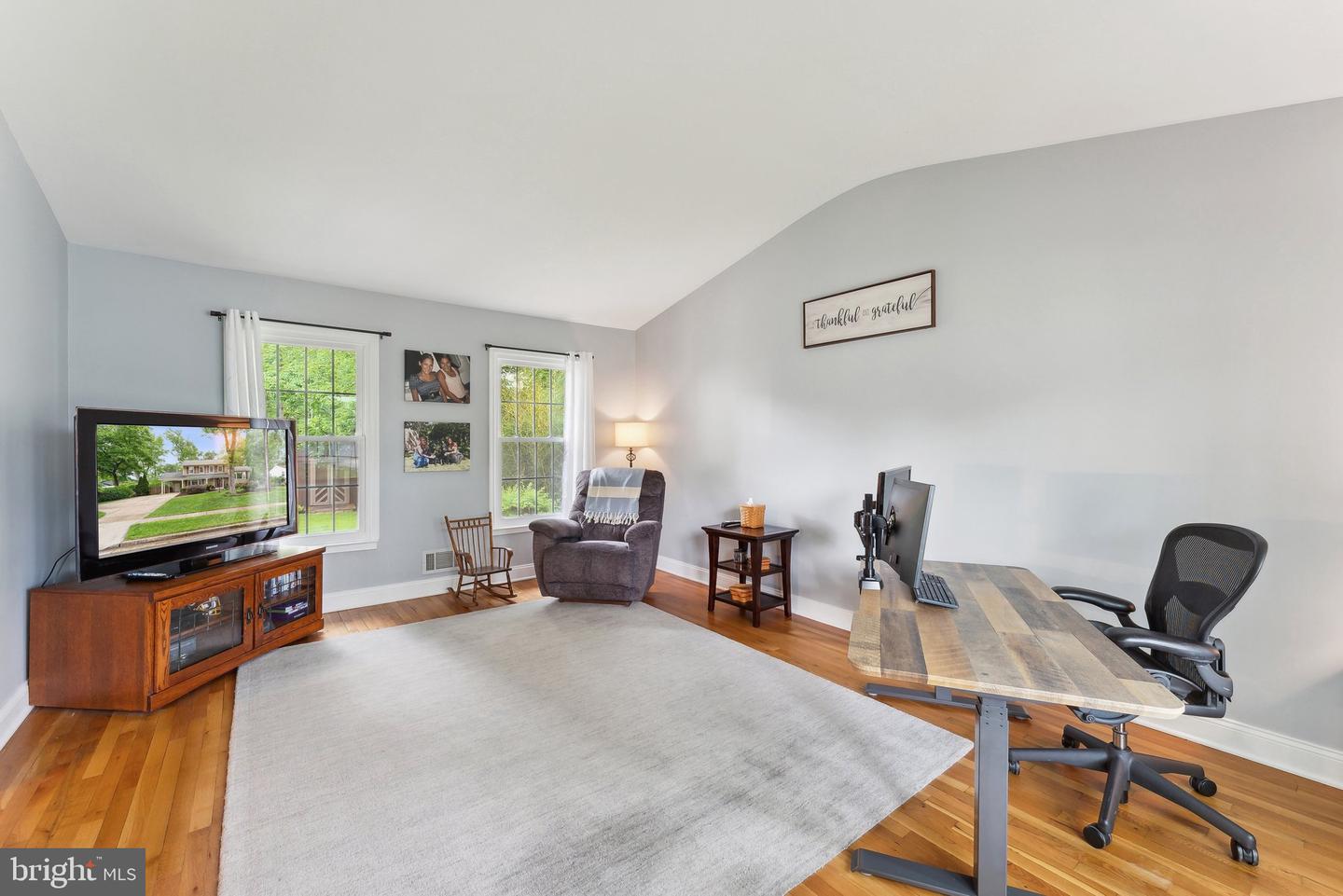 8807 FALKSTONE LN, ALEXANDRIA, Virginia 22309, 4 Bedrooms Bedrooms, ,2 BathroomsBathrooms,Residential,For sale,8807 FALKSTONE LN,VAFX2235512 MLS # VAFX2235512