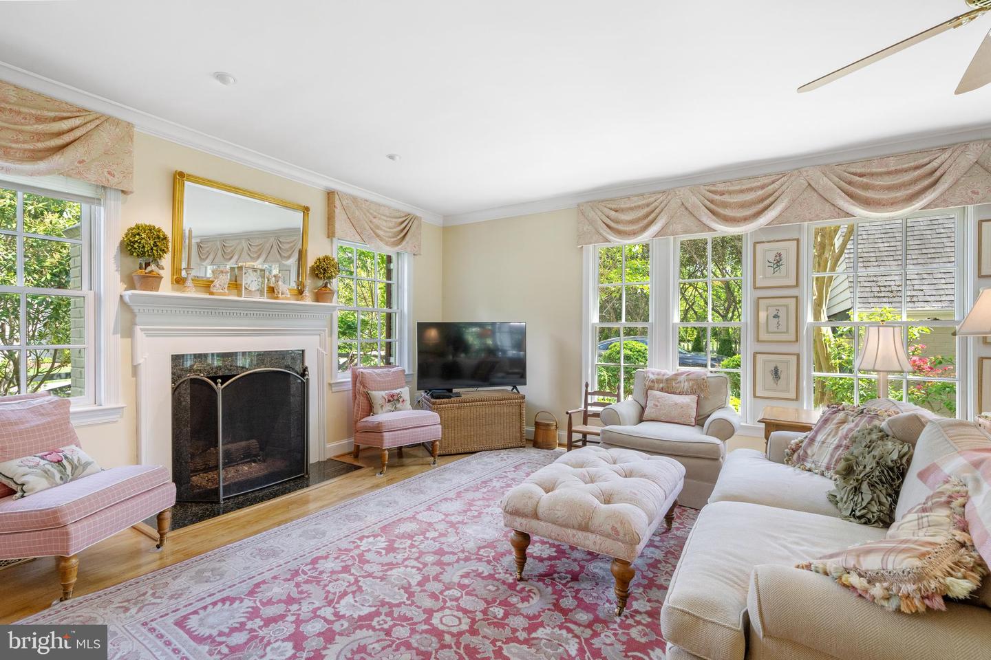 6511 RIDGE ST, MCLEAN, Virginia 22101, 4 Bedrooms Bedrooms, ,3 BathroomsBathrooms,Residential,For sale,6511 RIDGE ST,VAFX2235518 MLS # VAFX2235518