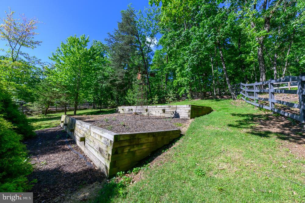 2804 JACKSON DR, HAYMARKET, Virginia 20169, 3 Bedrooms Bedrooms, ,3 BathroomsBathrooms,Residential,For sale,2804 JACKSON DR,VAPW2092658 MLS # VAPW2092658