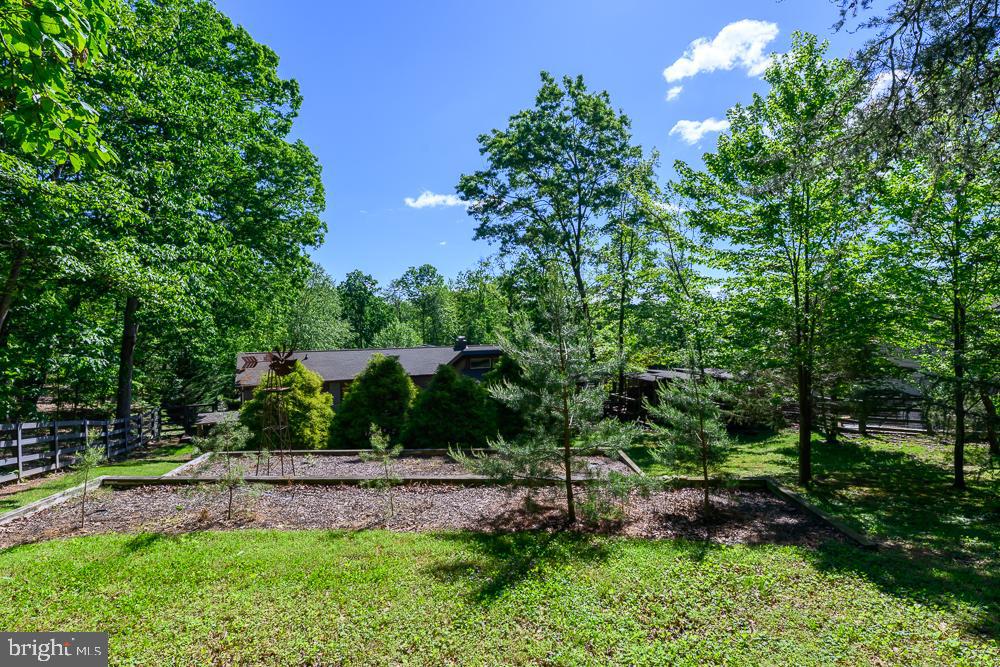 2804 JACKSON DR, HAYMARKET, Virginia 20169, 3 Bedrooms Bedrooms, ,3 BathroomsBathrooms,Residential,For sale,2804 JACKSON DR,VAPW2092658 MLS # VAPW2092658