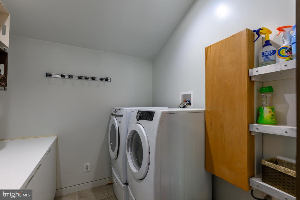 2804 JACKSON DR, HAYMARKET, Virginia 20169, 3 Bedrooms Bedrooms, ,3 BathroomsBathrooms,Residential,For sale,2804 JACKSON DR,VAPW2092658 MLS # VAPW2092658