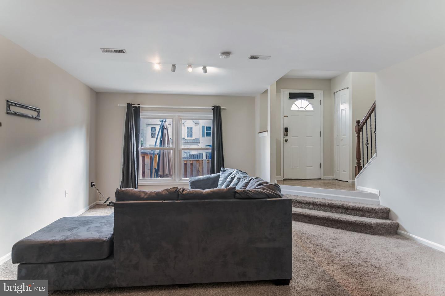 7529 BELLE GRAE DR, MANASSAS, Virginia 20109, 3 Bedrooms Bedrooms, ,2 BathroomsBathrooms,Residential,For sale,7529 BELLE GRAE DR,VAPW2093134 MLS # VAPW2093134