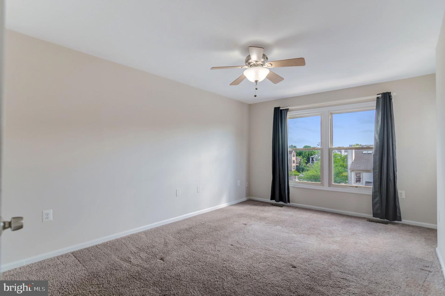 7529 BELLE GRAE DR, MANASSAS, Virginia 20109, 3 Bedrooms Bedrooms, ,2 BathroomsBathrooms,Residential,For sale,7529 BELLE GRAE DR,VAPW2093134 MLS # VAPW2093134