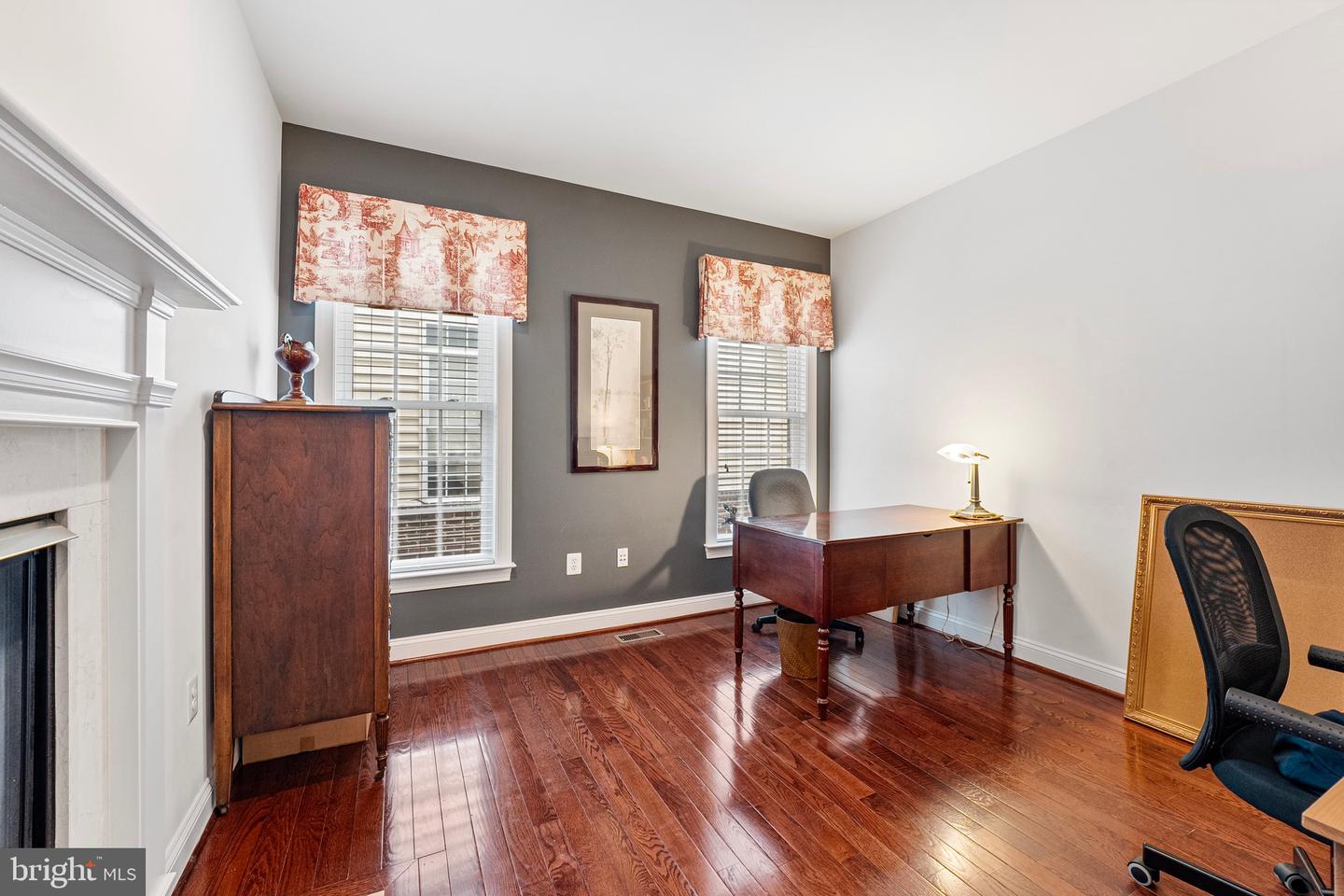 9192 TOPAZ ST, FAIRFAX, Virginia 22031, 4 Bedrooms Bedrooms, ,4 BathroomsBathrooms,Residential,For sale,9192 TOPAZ ST,VAFX2236706 MLS # VAFX2236706