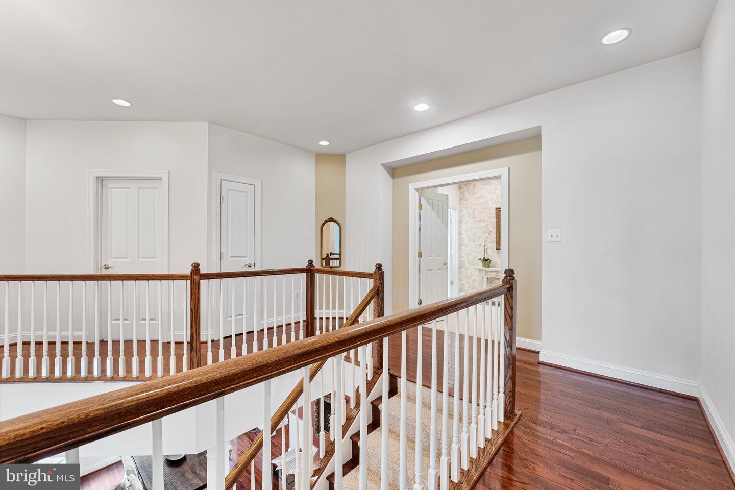 9192 TOPAZ ST, FAIRFAX, Virginia 22031, 4 Bedrooms Bedrooms, ,4 BathroomsBathrooms,Residential,For sale,9192 TOPAZ ST,VAFX2236706 MLS # VAFX2236706
