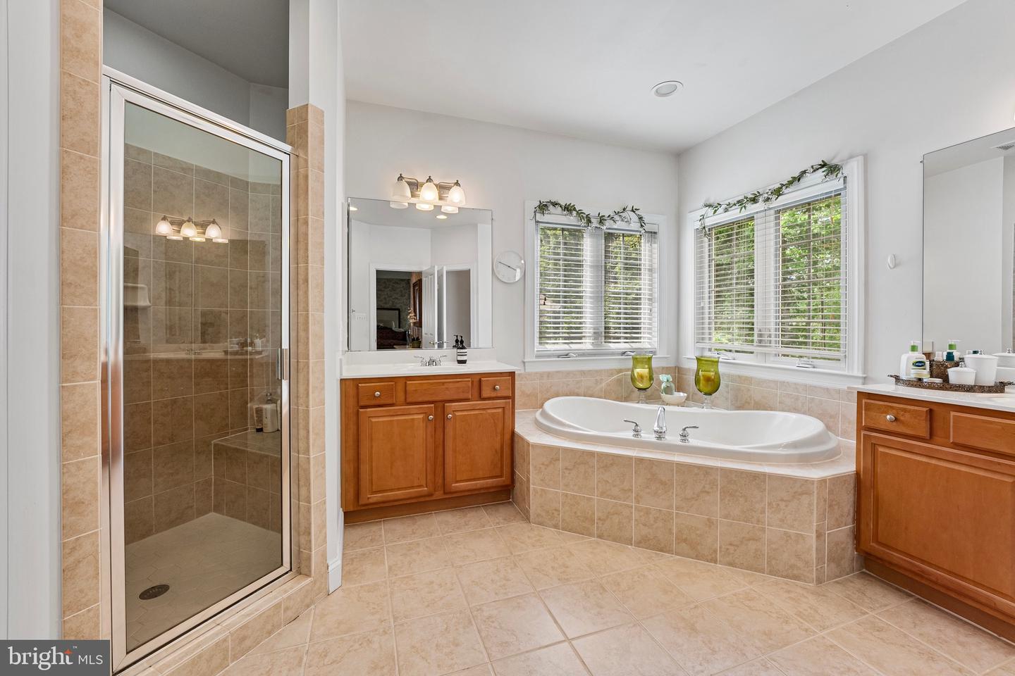 9192 TOPAZ ST, FAIRFAX, Virginia 22031, 4 Bedrooms Bedrooms, ,4 BathroomsBathrooms,Residential,For sale,9192 TOPAZ ST,VAFX2236706 MLS # VAFX2236706