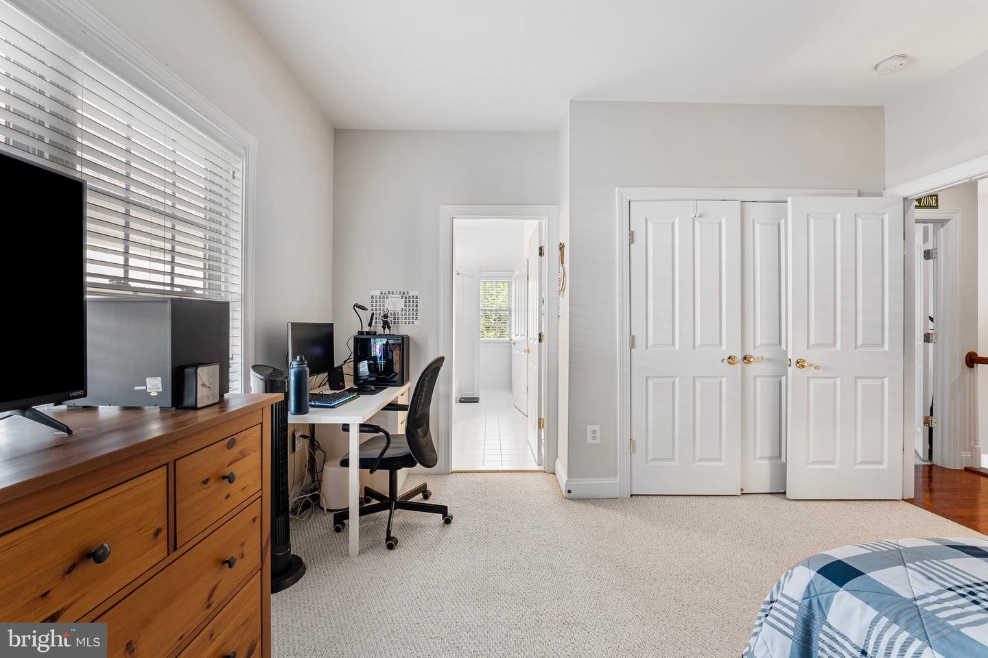 9192 TOPAZ ST, FAIRFAX, Virginia 22031, 4 Bedrooms Bedrooms, ,4 BathroomsBathrooms,Residential,For sale,9192 TOPAZ ST,VAFX2236706 MLS # VAFX2236706