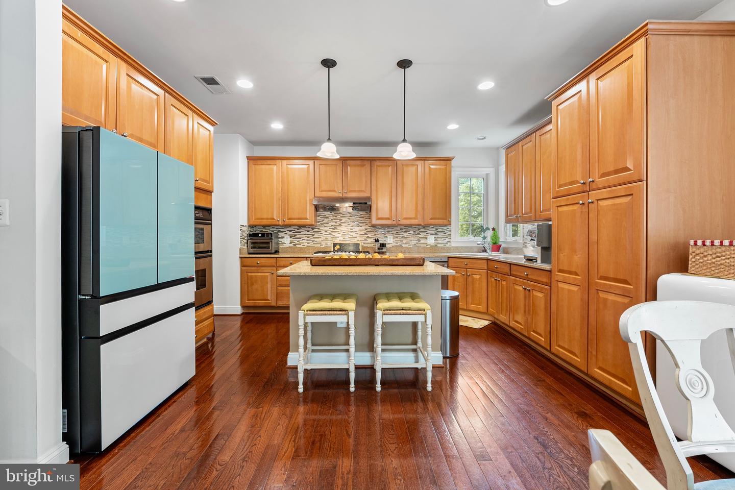 9192 TOPAZ ST, FAIRFAX, Virginia 22031, 4 Bedrooms Bedrooms, ,4 BathroomsBathrooms,Residential,For sale,9192 TOPAZ ST,VAFX2236706 MLS # VAFX2236706
