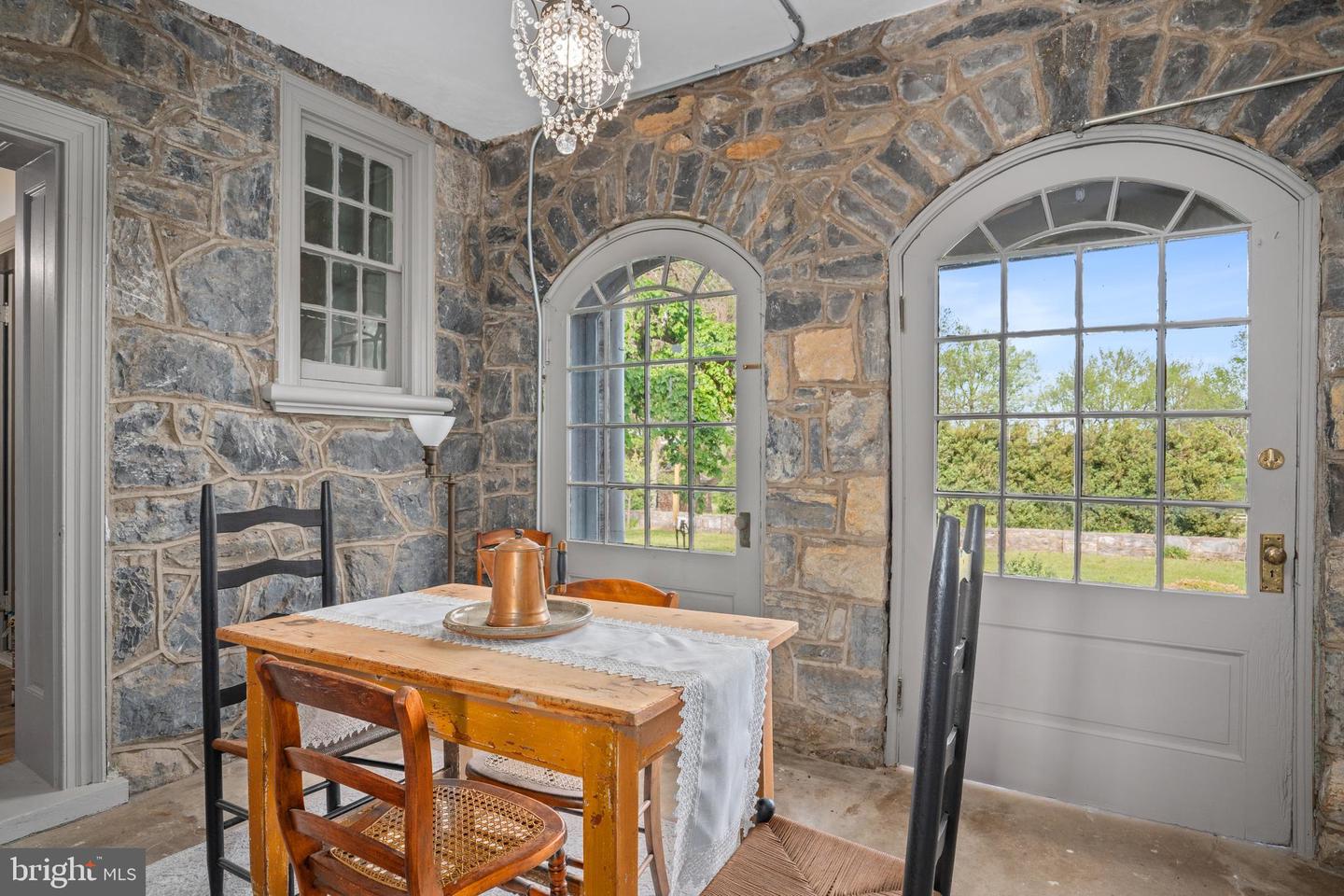 159 FAIRFIELD LN, BERRYVILLE, Virginia 22611, 9 Bedrooms Bedrooms, ,5 BathroomsBathrooms,Residential,For sale,159 FAIRFIELD LN,VACL2003656 MLS # VACL2003656